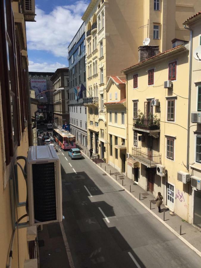 Apartman Licia Rijeka Exterior foto